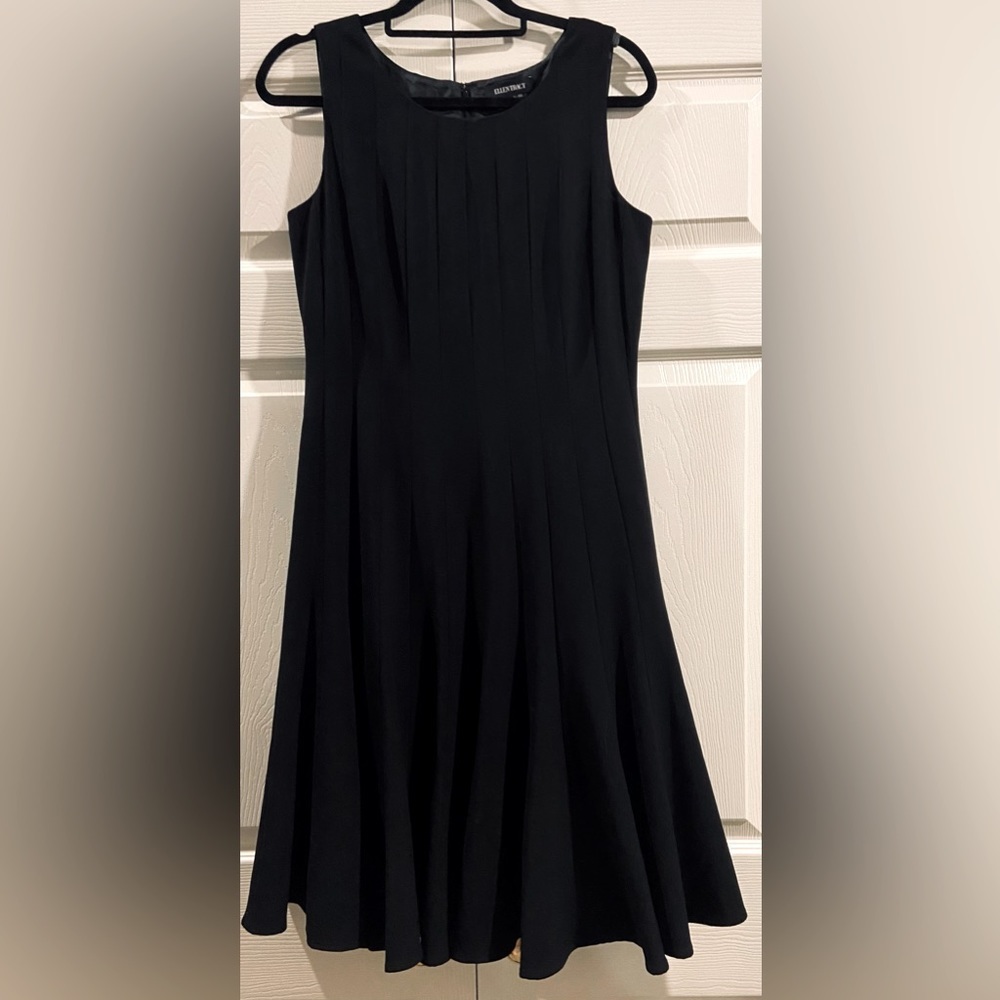Ellen Tracy Fit & Flair Dress Solid Black Sleeveless Lined Knee Length Size 10